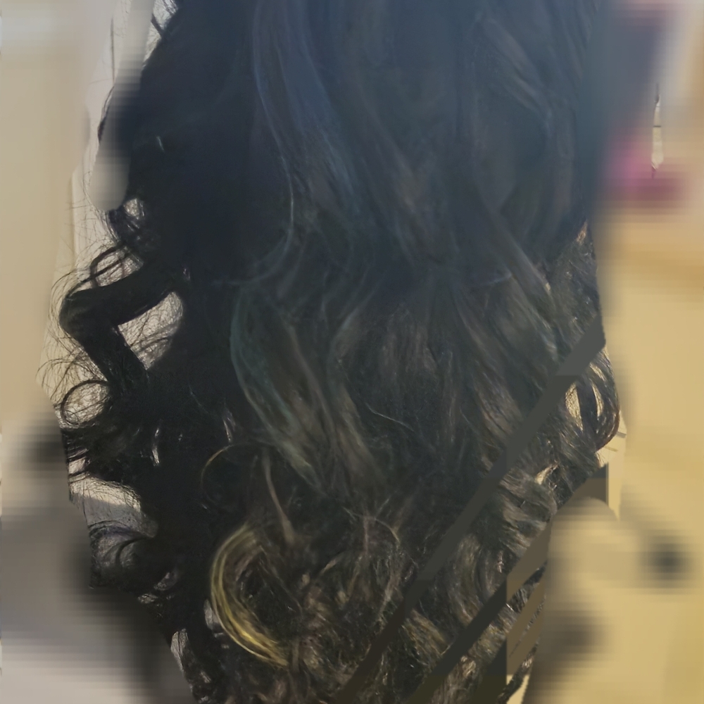 Long wig - Picture 2 of 3